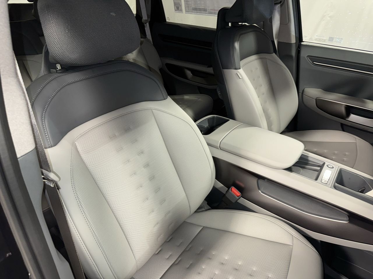 New 2026 Kia EV9 Wind image 32