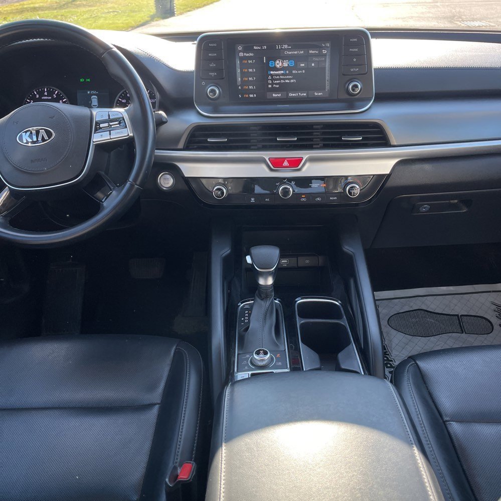 Used 2020 Kia Telluride LX image 12