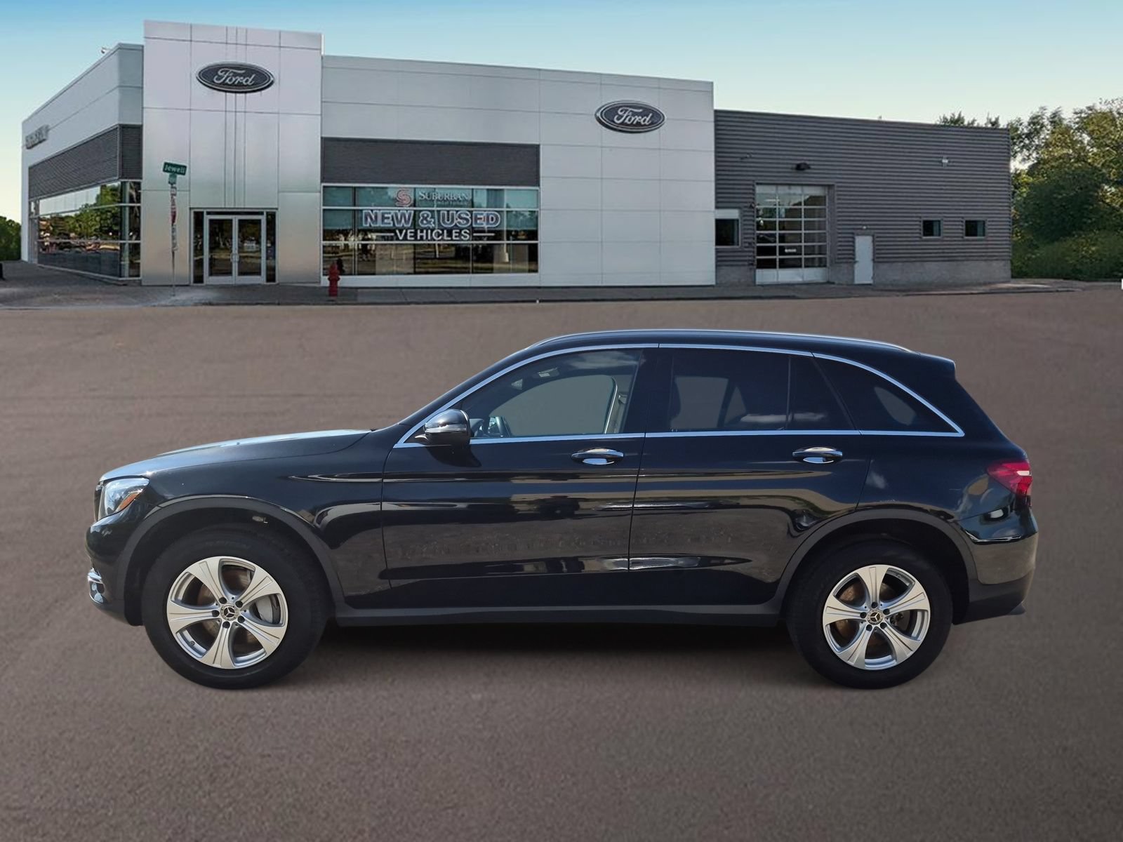 Used 2018 Mercedes-Benz GLC 300 4MATIC image 5