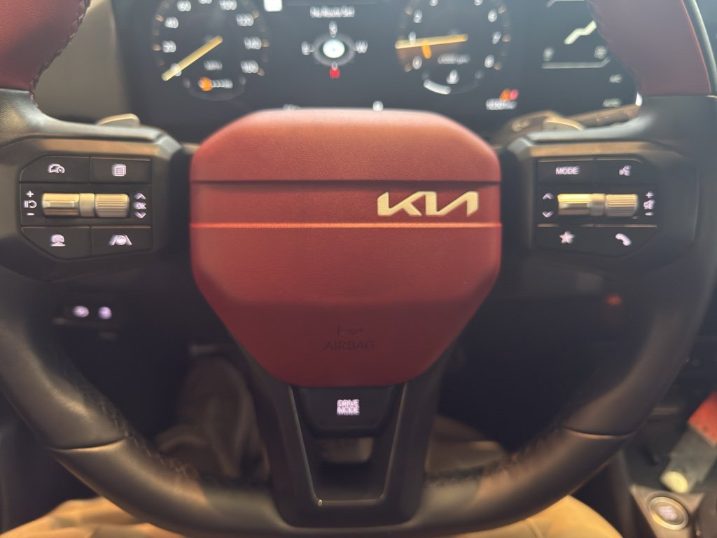 Used 2025 Kia K4 GT-Line Turbo image 13
