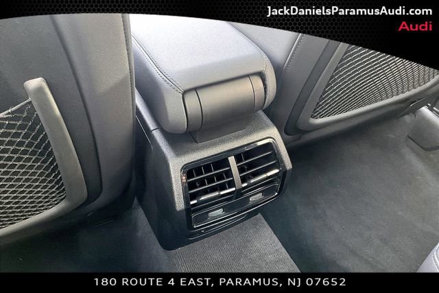 Used 2023 Audi Q3 2.0T Premium Plus w/ Premium Plus Package image 22