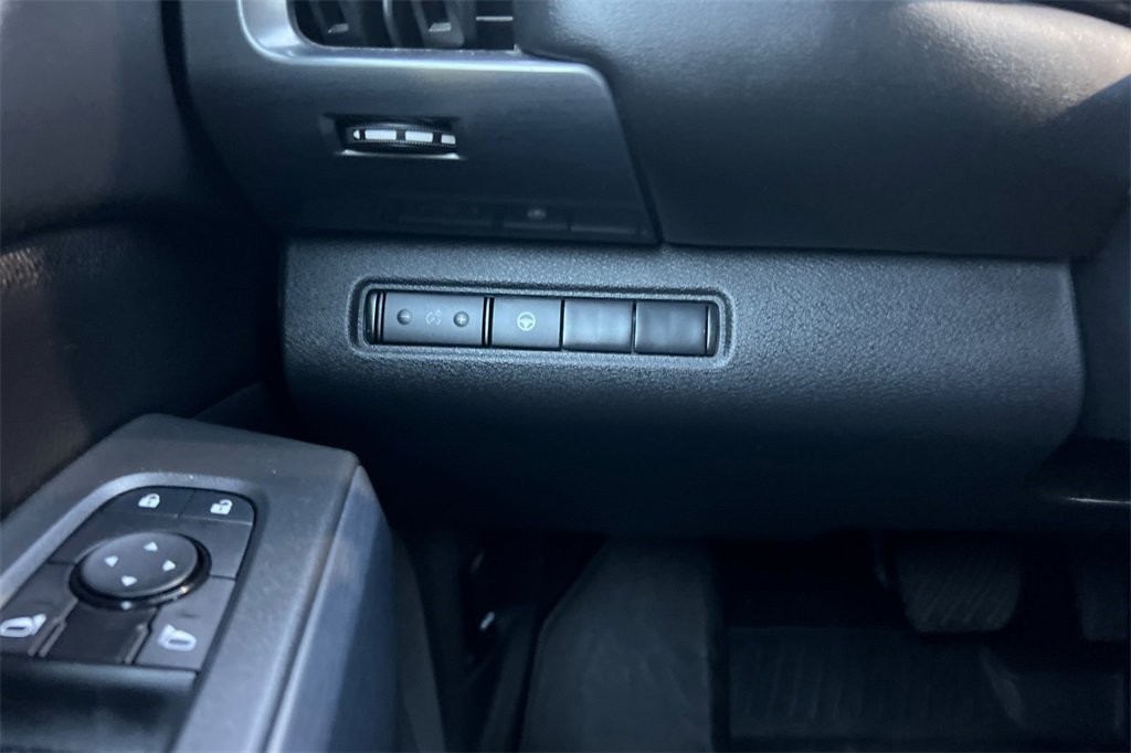 Used 2024 Nissan Pathfinder Rock Creek image 31