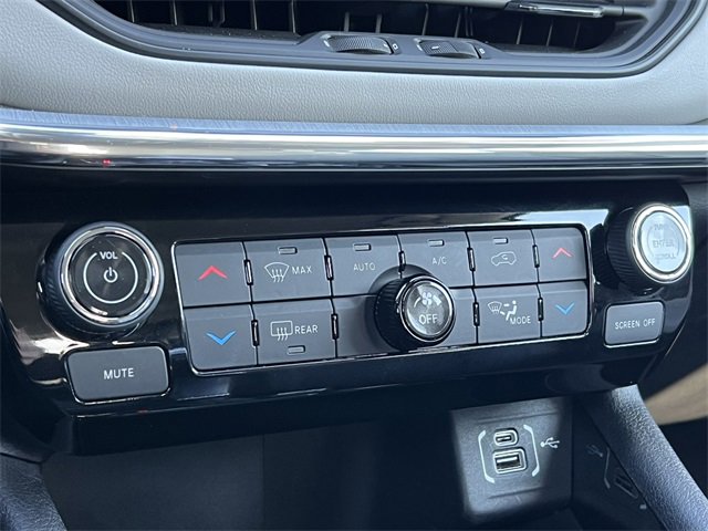 Certified 2022 Jeep Compass Limited image 26