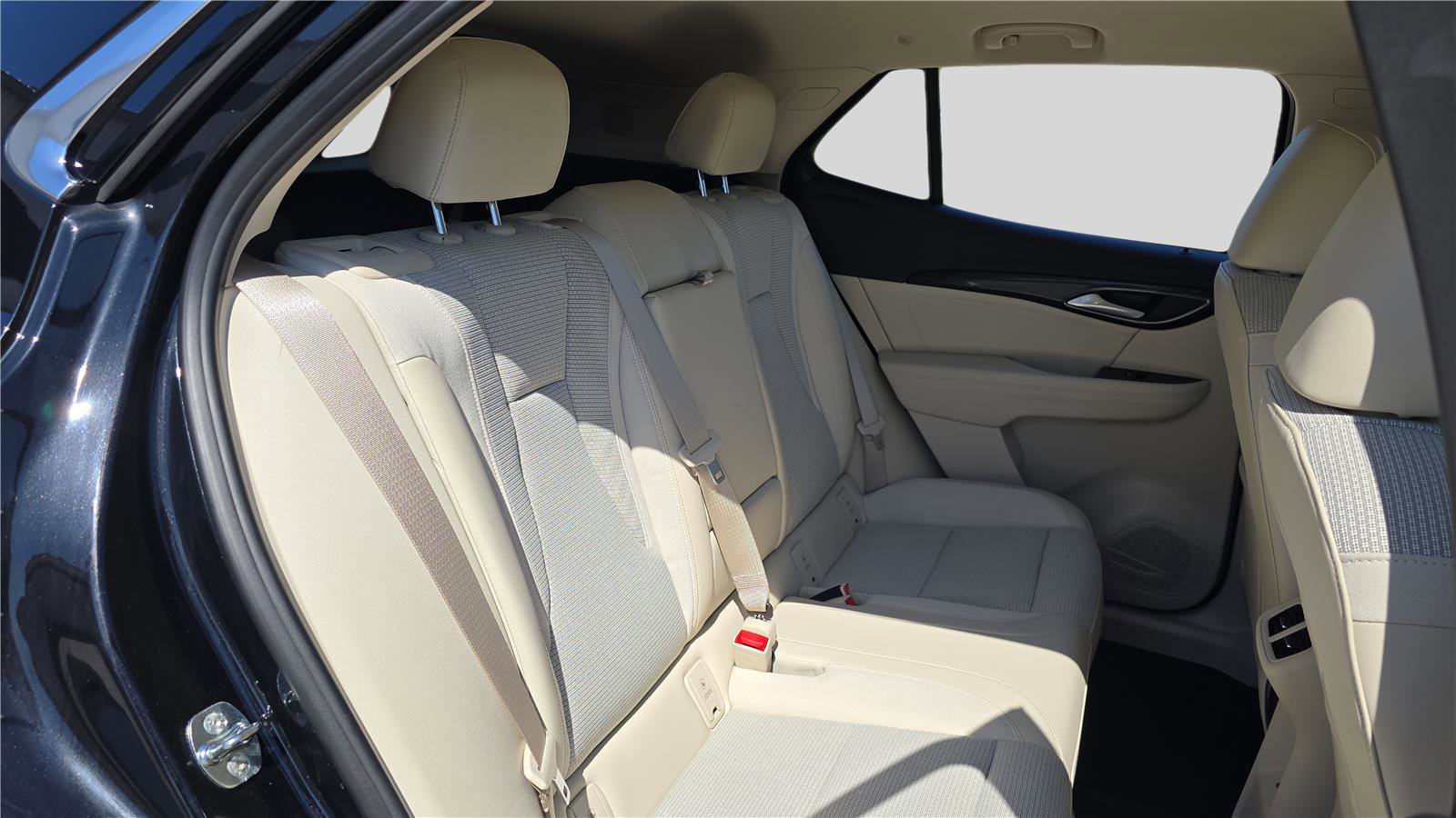 Used 2023 Buick Envision Preferred AWD/4WD image 17