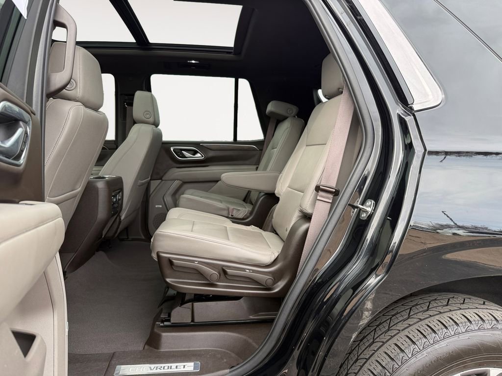 Used 2023 Chevrolet Tahoe LT w/ LT Signature Plus Package AWD/4WD image 13