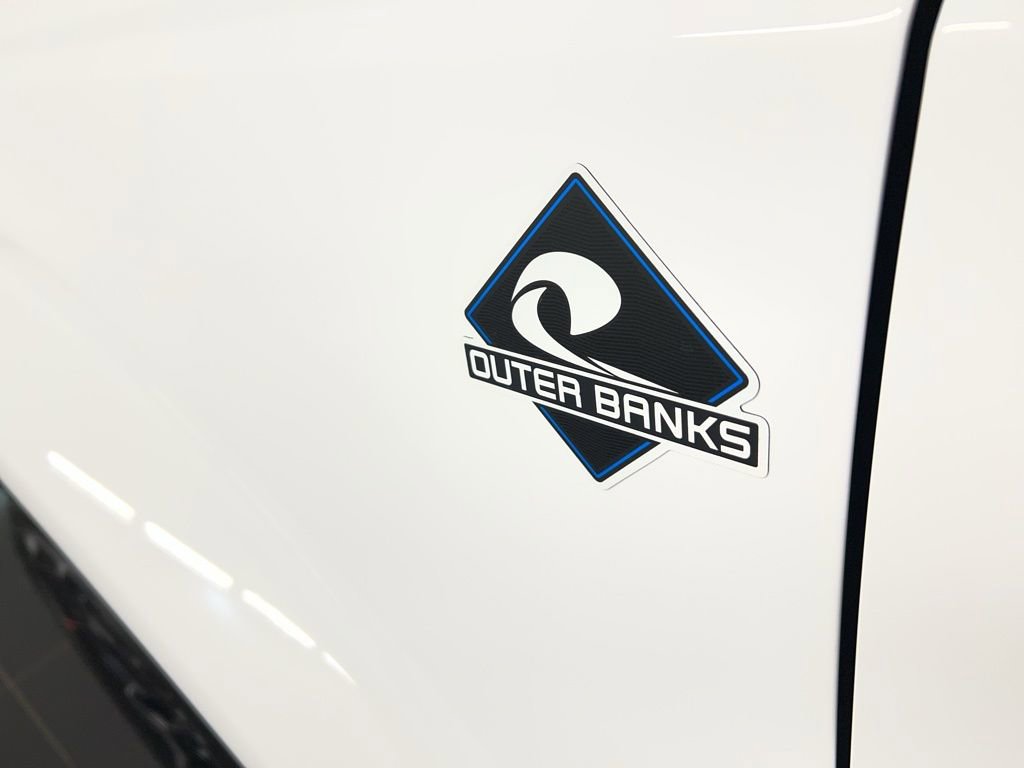 New 2025 Ford Bronco Outer Banks image 35