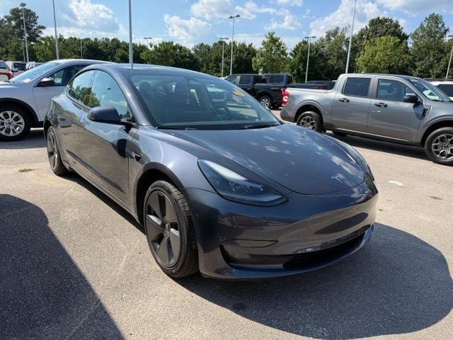 Used 2023 Tesla Model 3 Standard Range RWD image 3