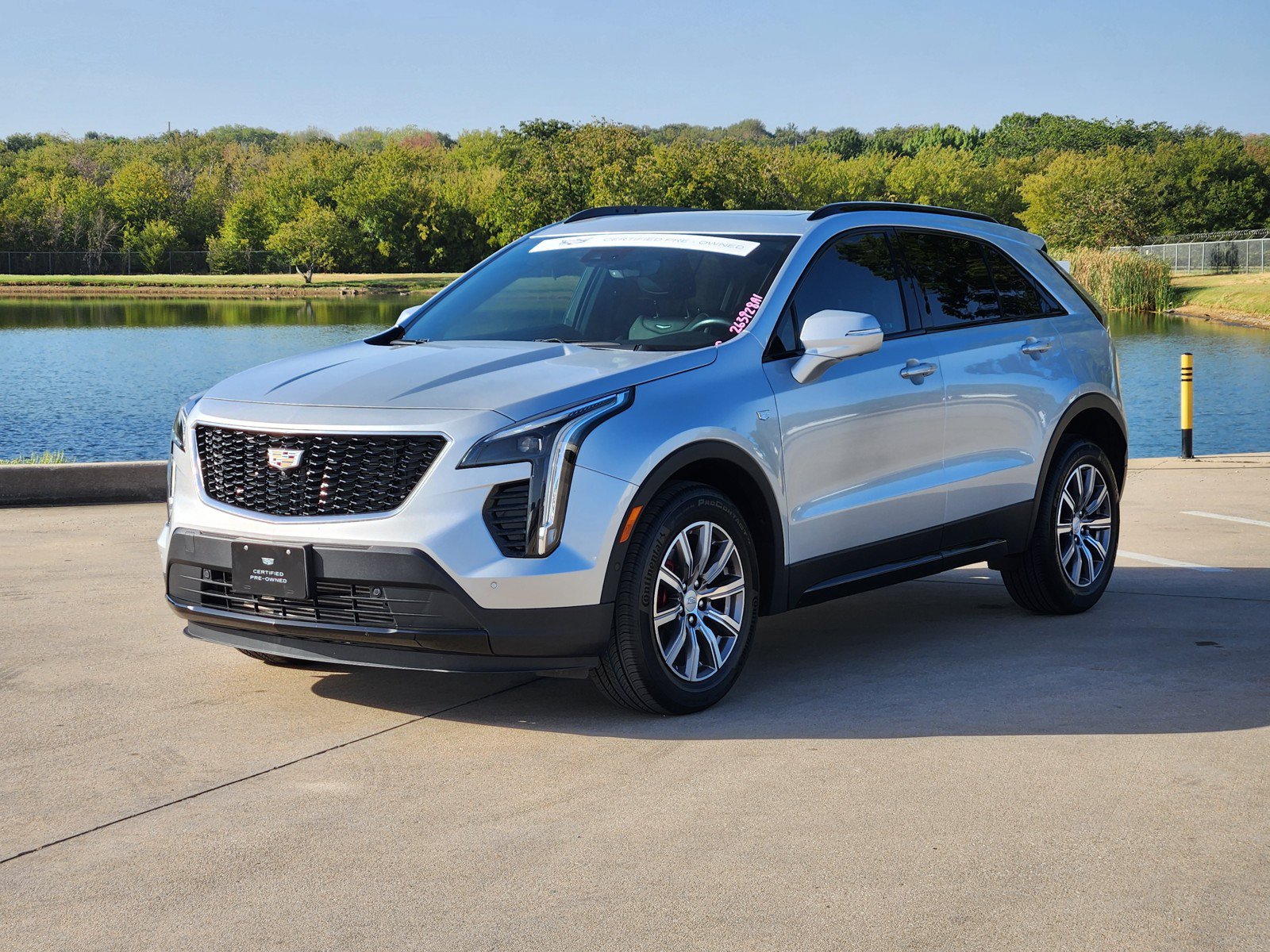 Used 2021 Cadillac XT4 Sport FWD image 2