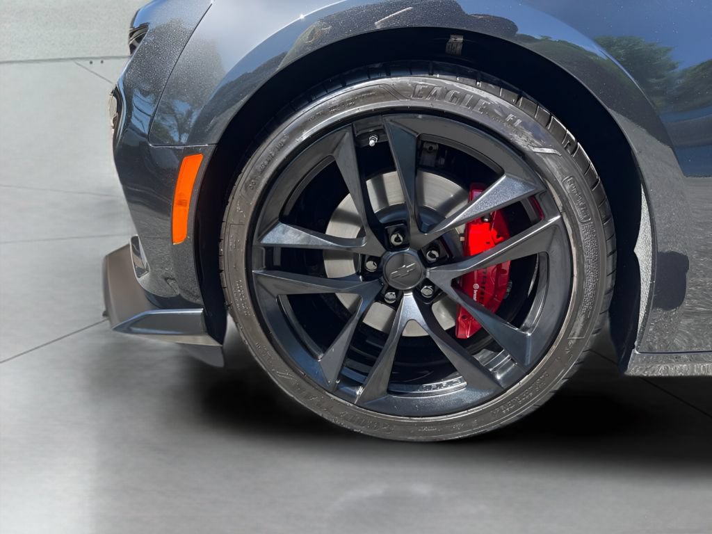 Used 2024 Chevrolet Camaro SS RWD image 4
