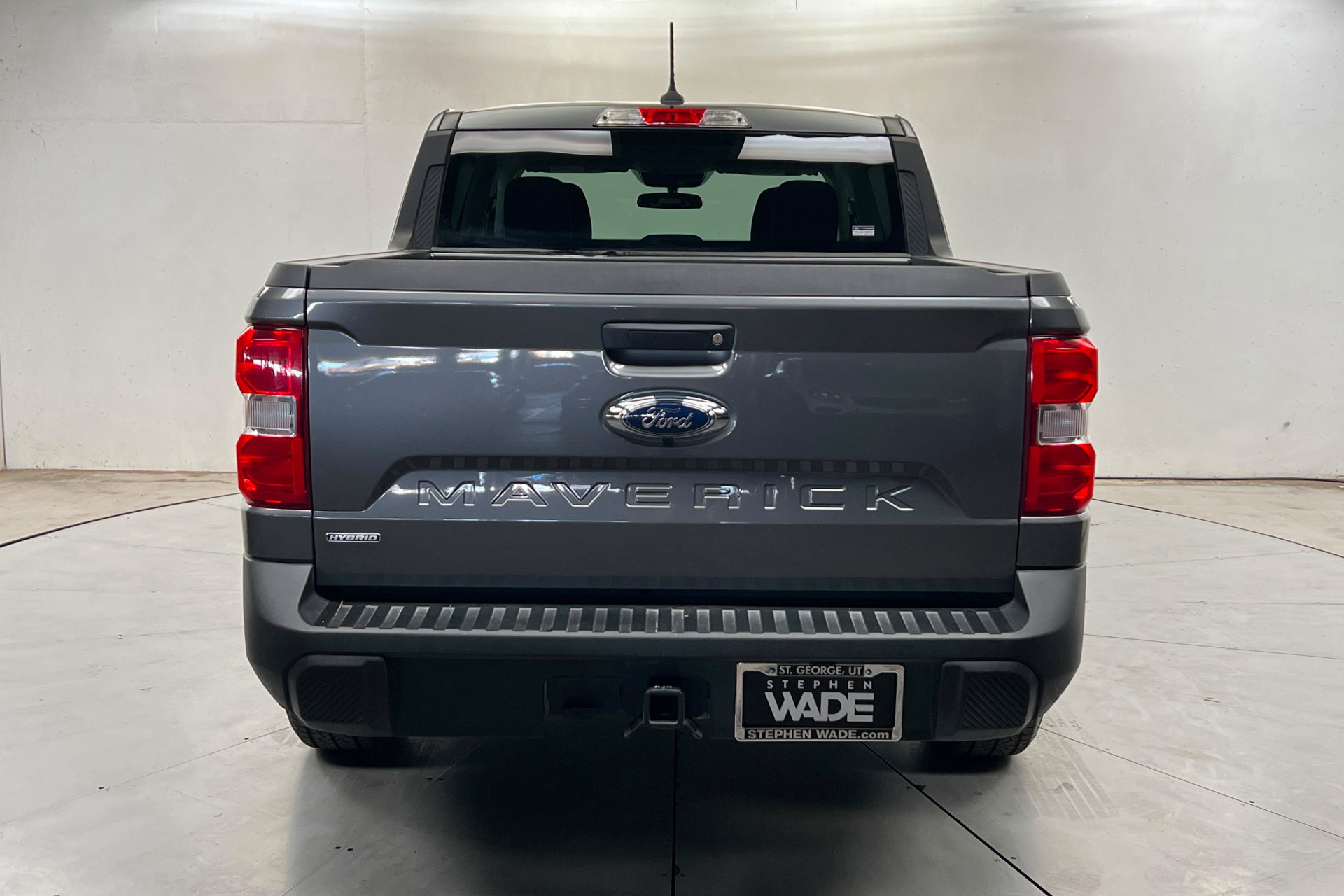Used 2023 Ford Maverick XL FWD image 4