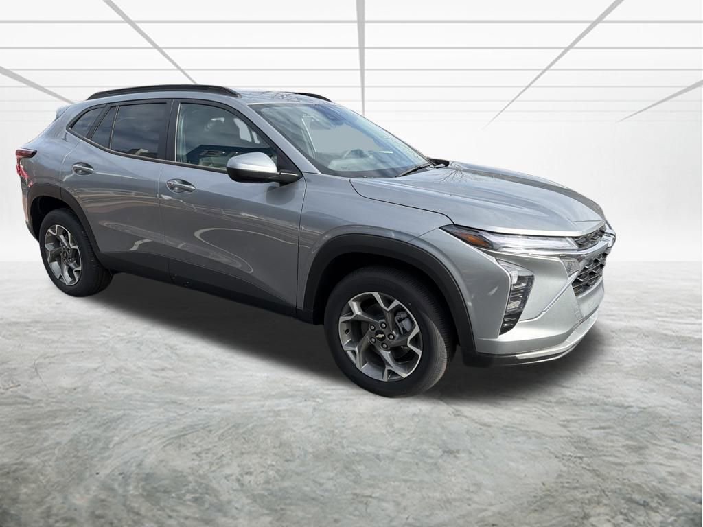 New 2025 Chevrolet Trax LT w/ LT Convenience Package