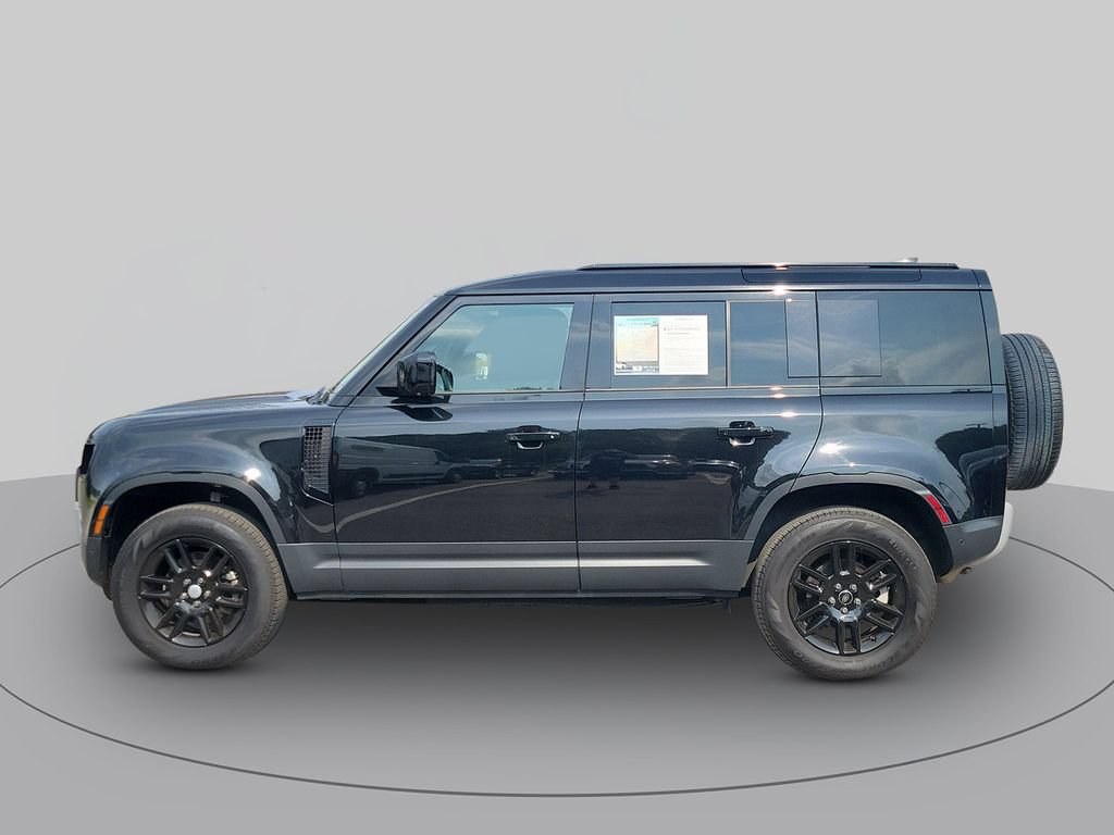Used 2025 Land Rover Defender 110 S AWD/4WD image 6