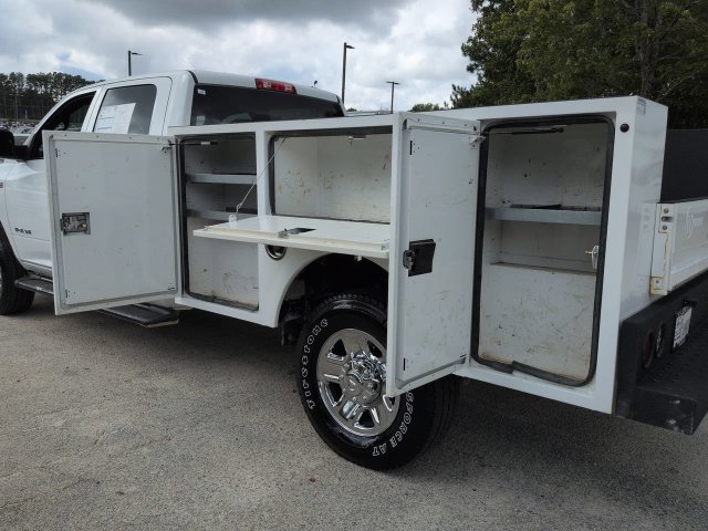 Used 2022 RAM 2500 Tradesman w/ Chrome Appearance Group AWD/4WD image 32