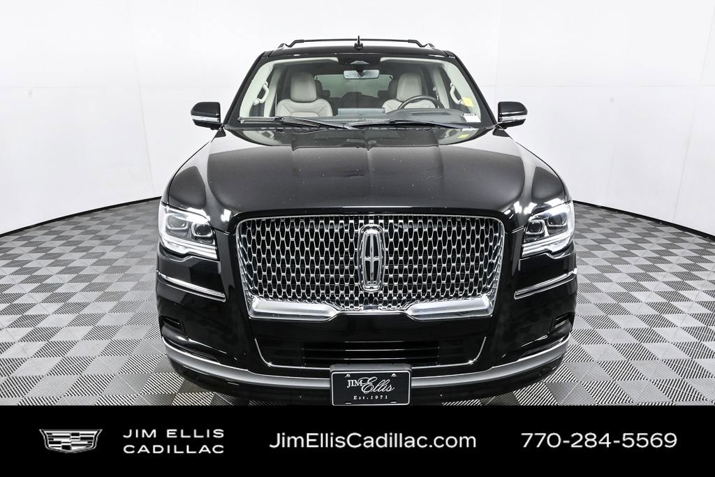 Used 2022 Lincoln Navigator Reserve image 25