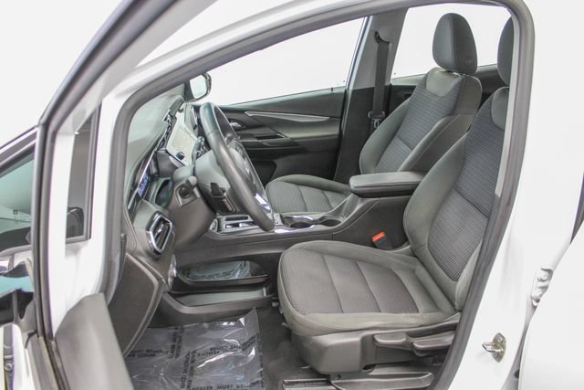 Used 2023 Chevrolet Bolt LT w/ Driver Confidence Package FWD image 17