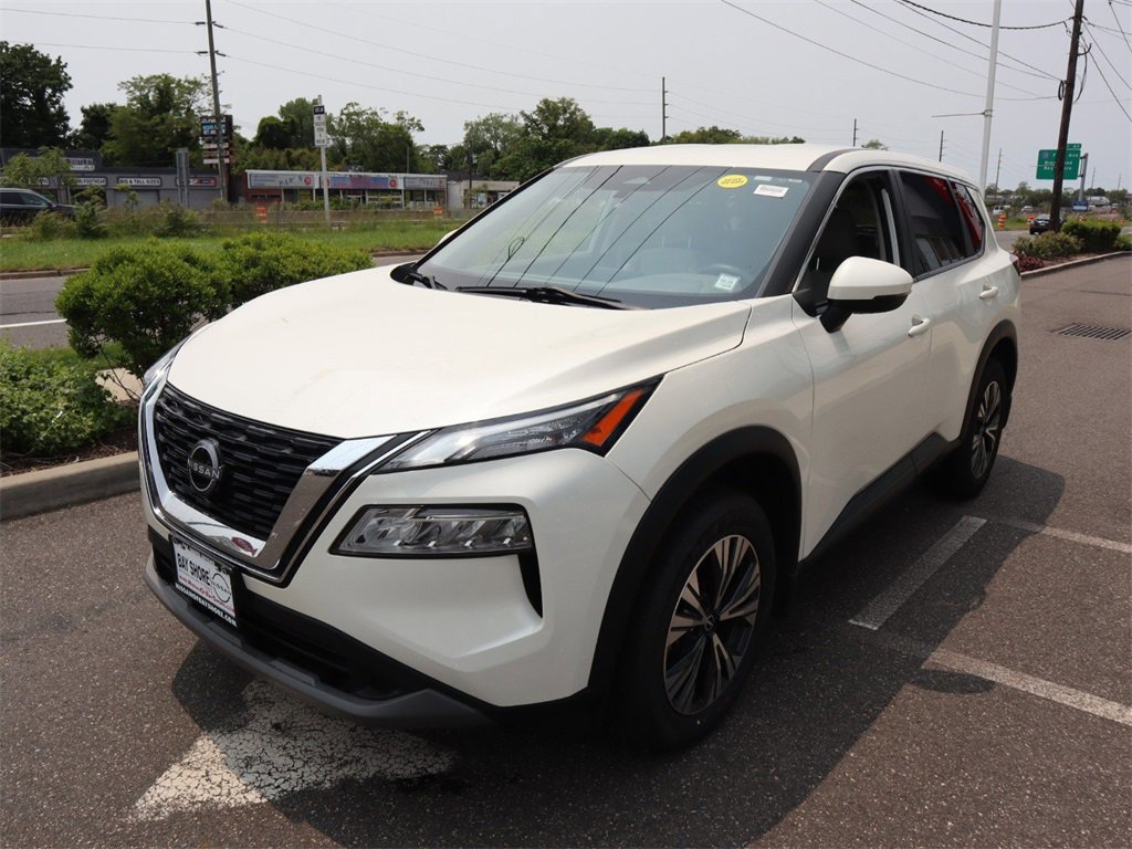 Certified 2022 Nissan Rogue SV image 9