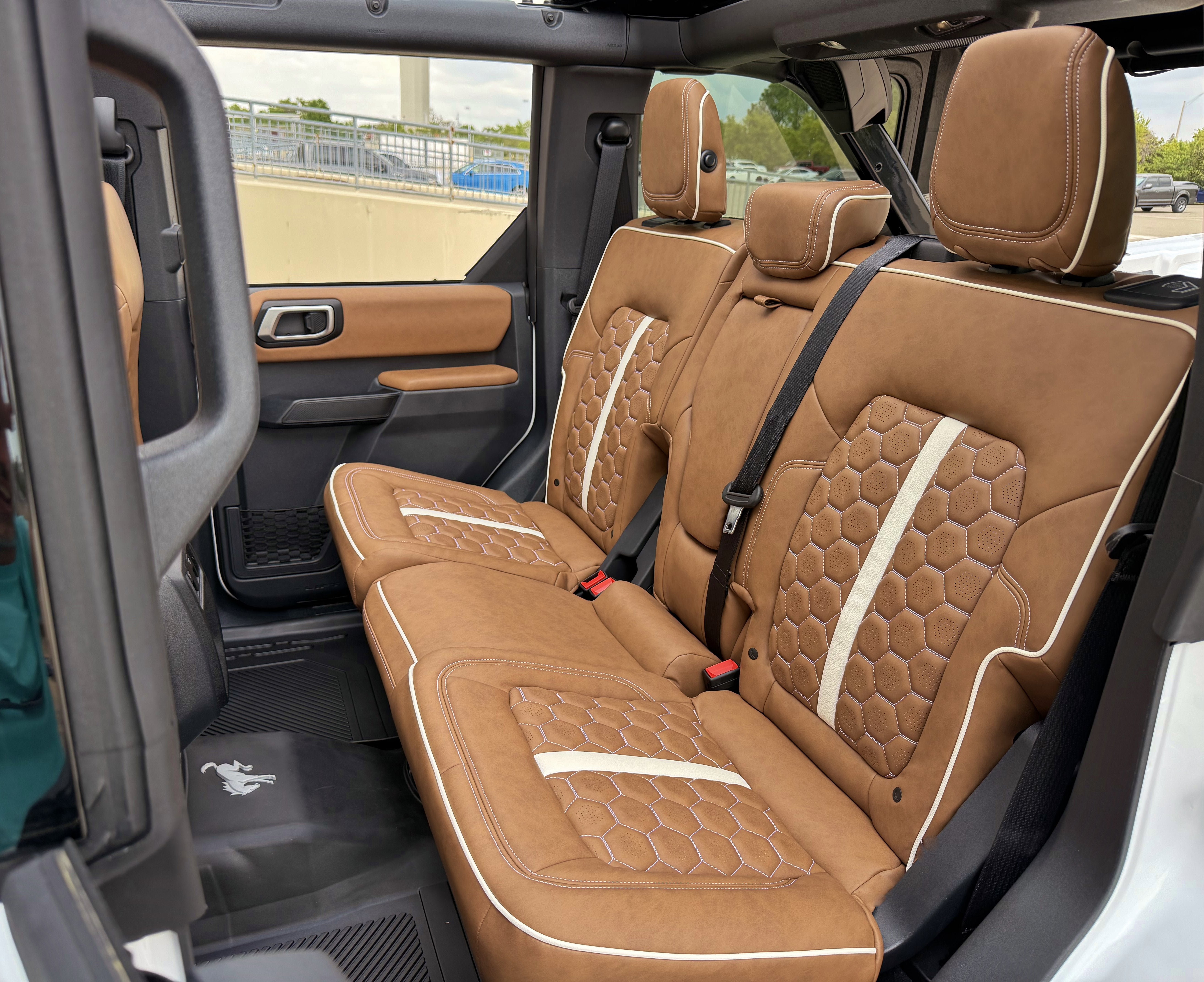Used 2026 Ford Bronco Outer Banks AWD/4WD image 29