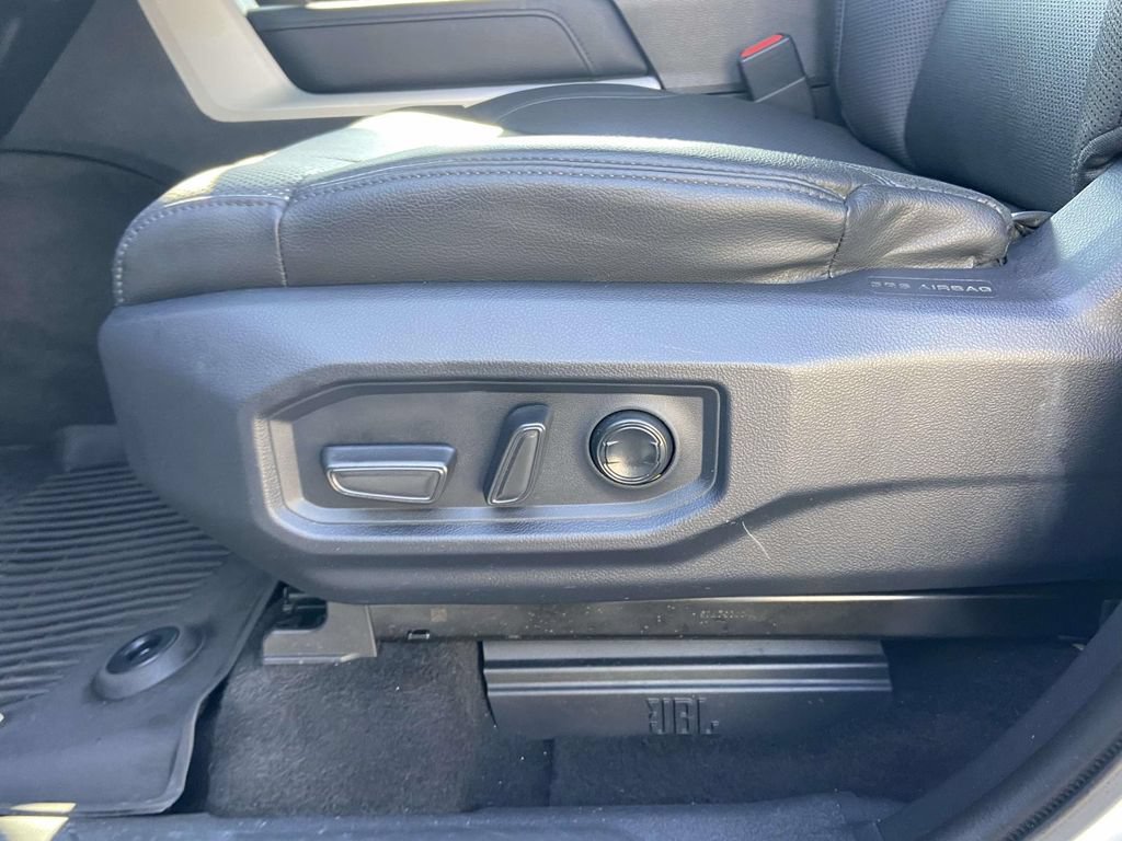 Used 2023 Toyota Tundra Limited AWD/4WD image 16