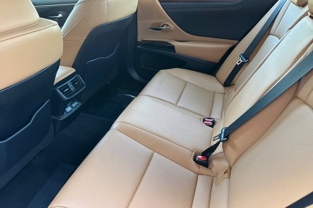 Used 2023 Lexus ES 250 w/ Premium Package AWD/4WD image 14
