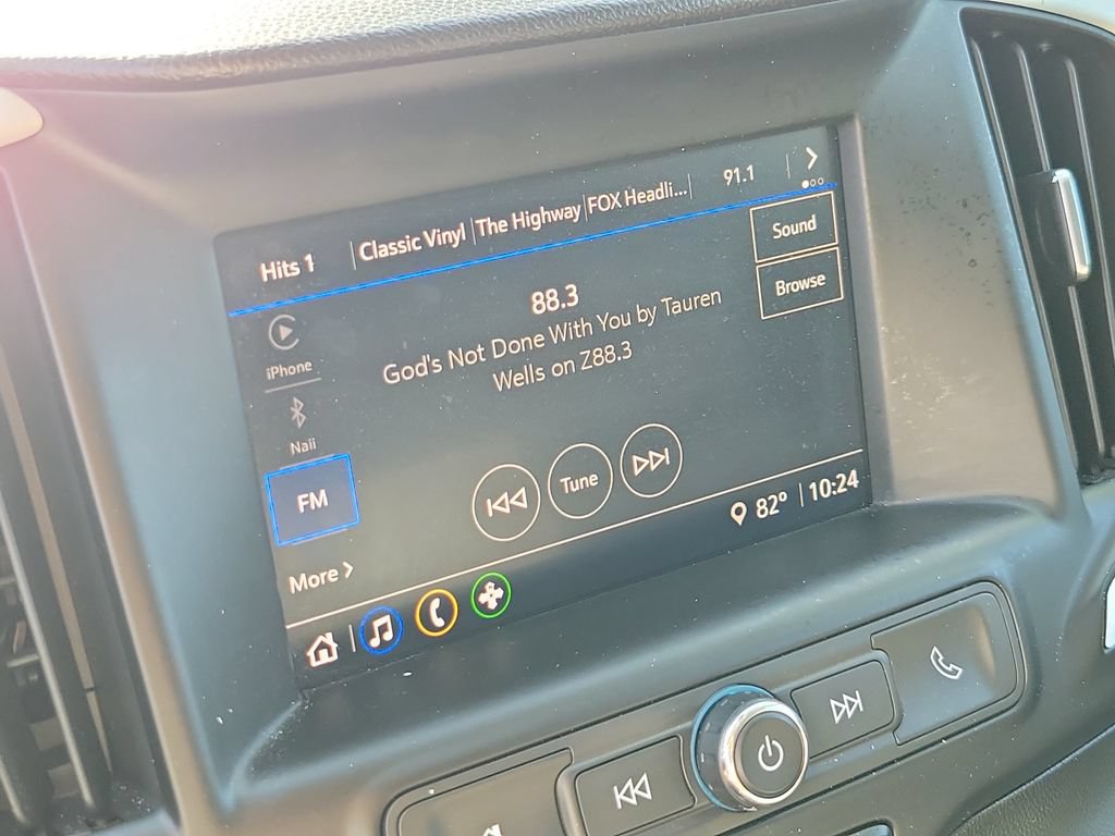 Used 2022 GMC Terrain SLE FWD image 24