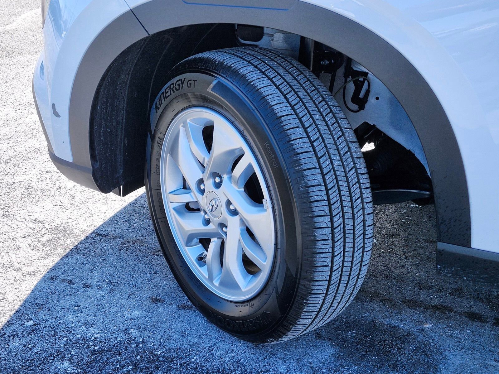 Certified 2026 Hyundai Venue SE image 31