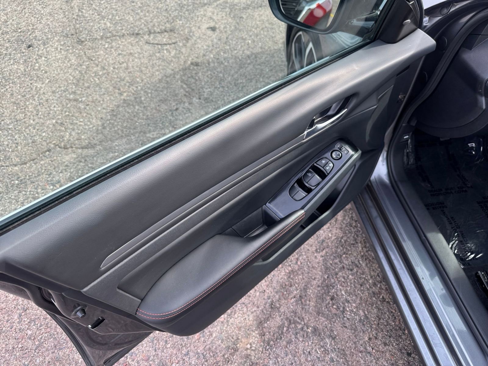 Used 2025 Nissan Altima 2.5 SR image 20