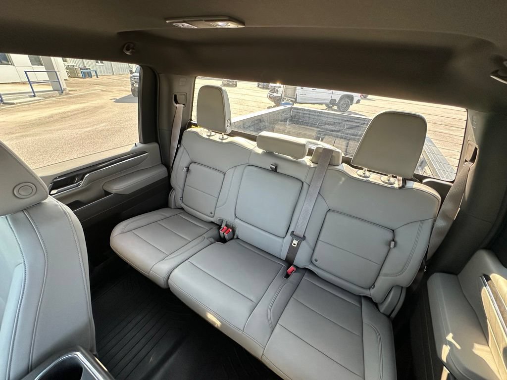 Used 2024 Chevrolet Silverado 2500 LTZ w/ LTZ Convenience Package AWD/4WD image 23
