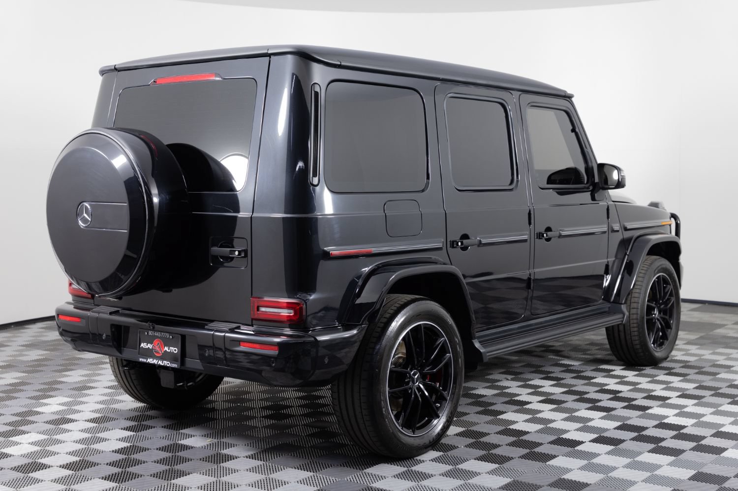 Used 2025 Mercedes-Benz G 550 w/ Exclusive Interior Package image 7