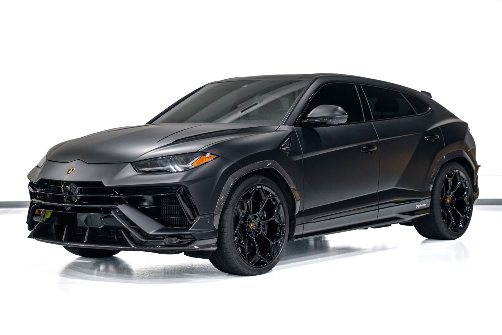 Used 2024 Lamborghini Urus Performante AWD/4WD image 4