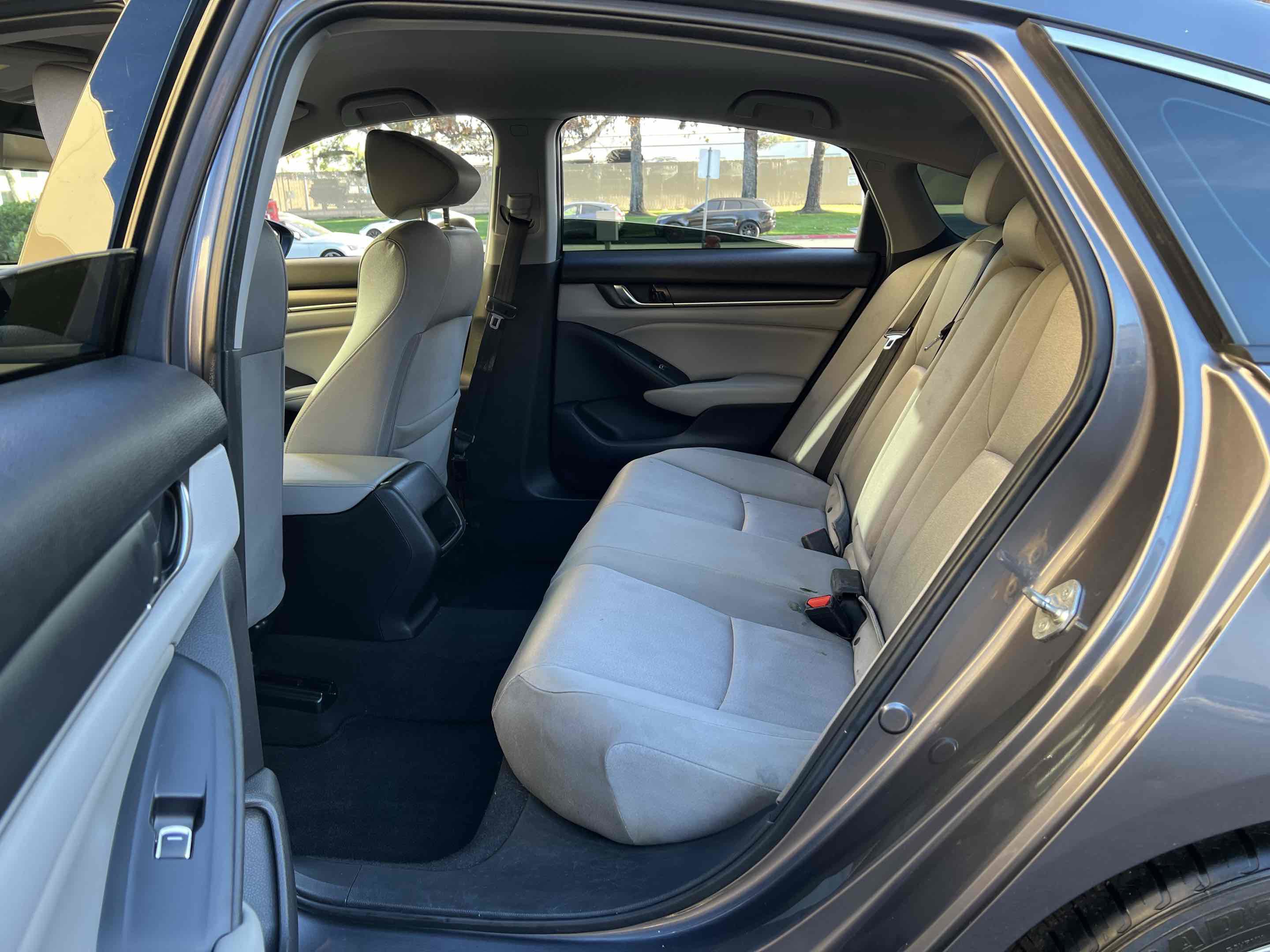 Used 2019 Honda Accord Hybrid image 5