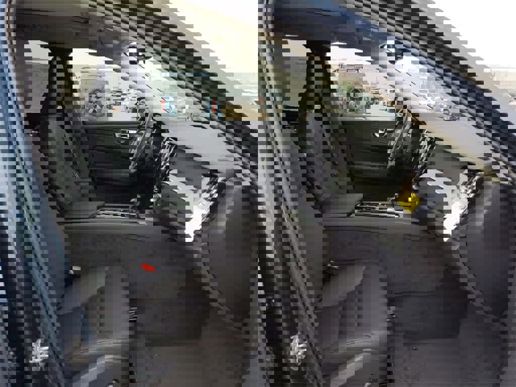 New 2025 Volvo XC60 T8 Plus w/ Protection Package Premier image 19