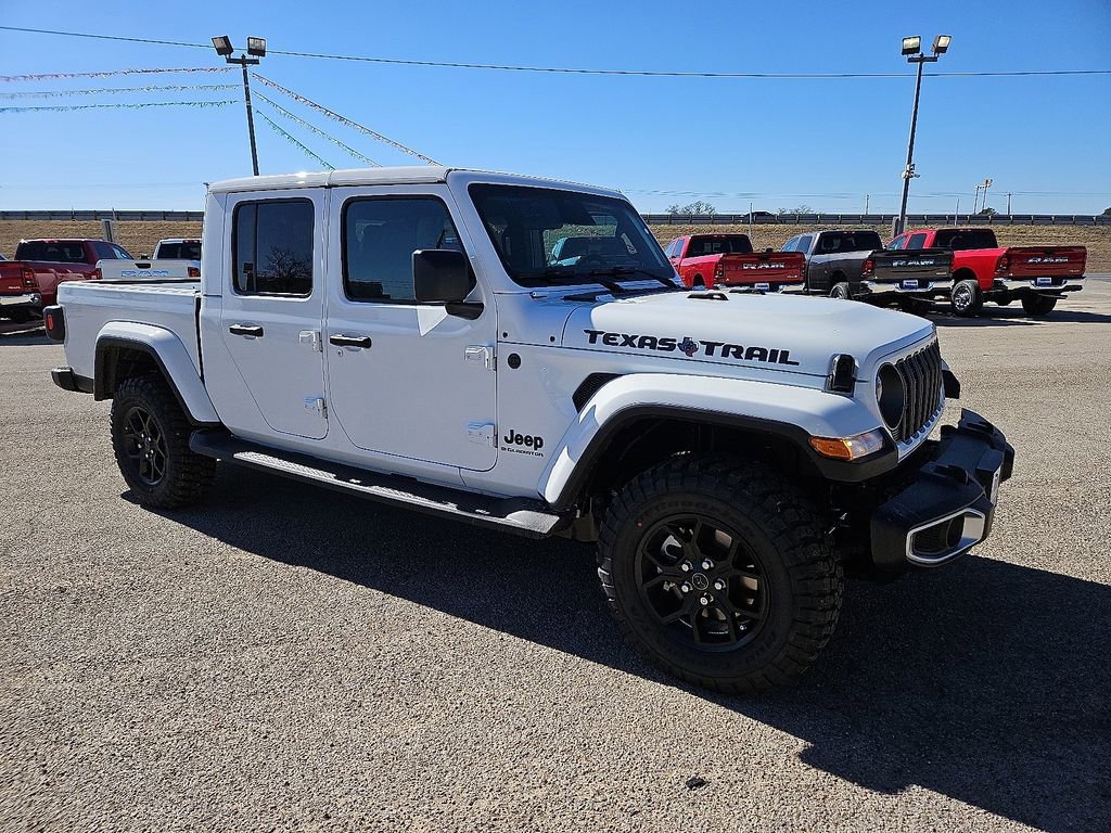 New 2026 Jeep Gladiator Sport image 10