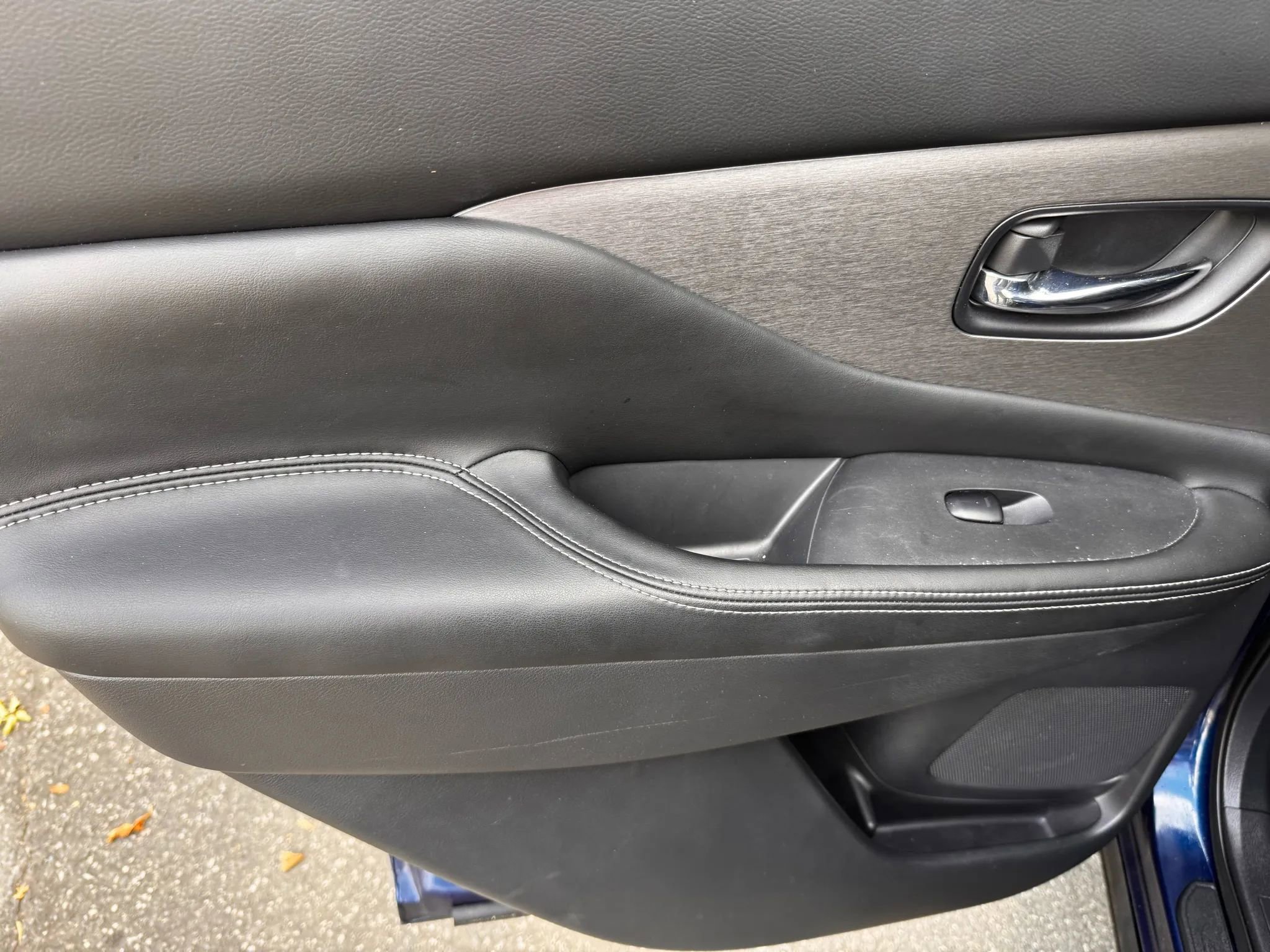 Used 2020 Nissan Murano SV image 19