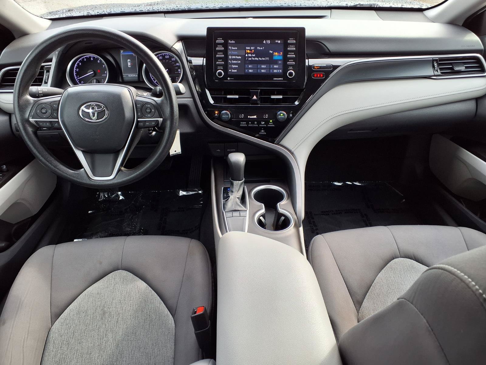 Used 2022 Toyota Camry LE FWD image 13