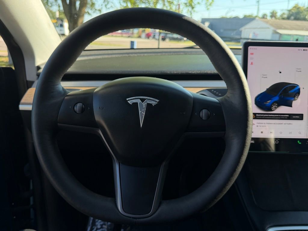 Used 2021 Tesla Model Y Long Range AWD/4WD image 15