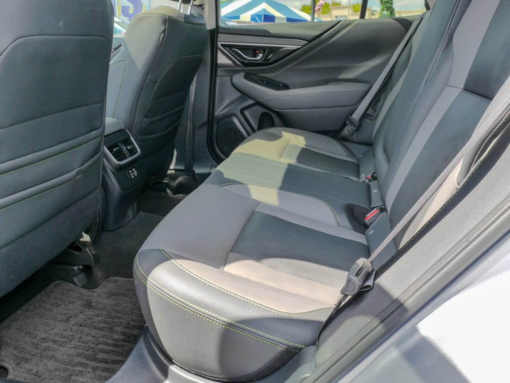 Used 2024 Subaru Outback Onyx Edition AWD/4WD image 19