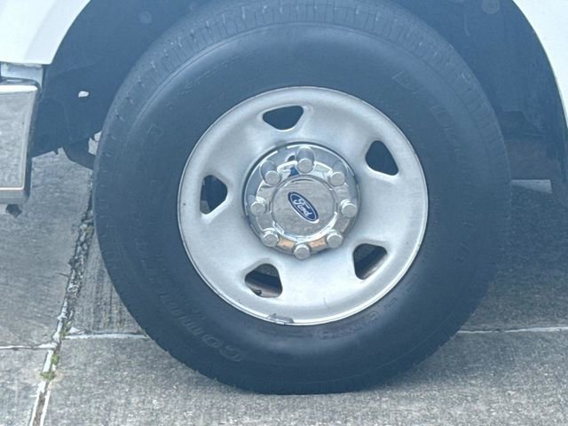 Used 2008 Ford F250 XL image 4