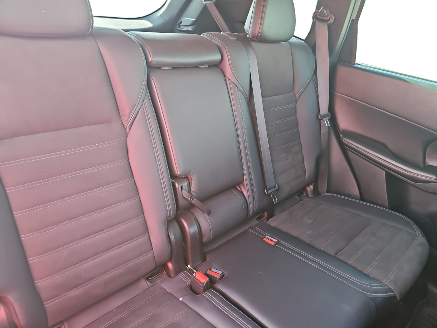 Used 2023 Mitsubishi Outlander SE FWD image 18