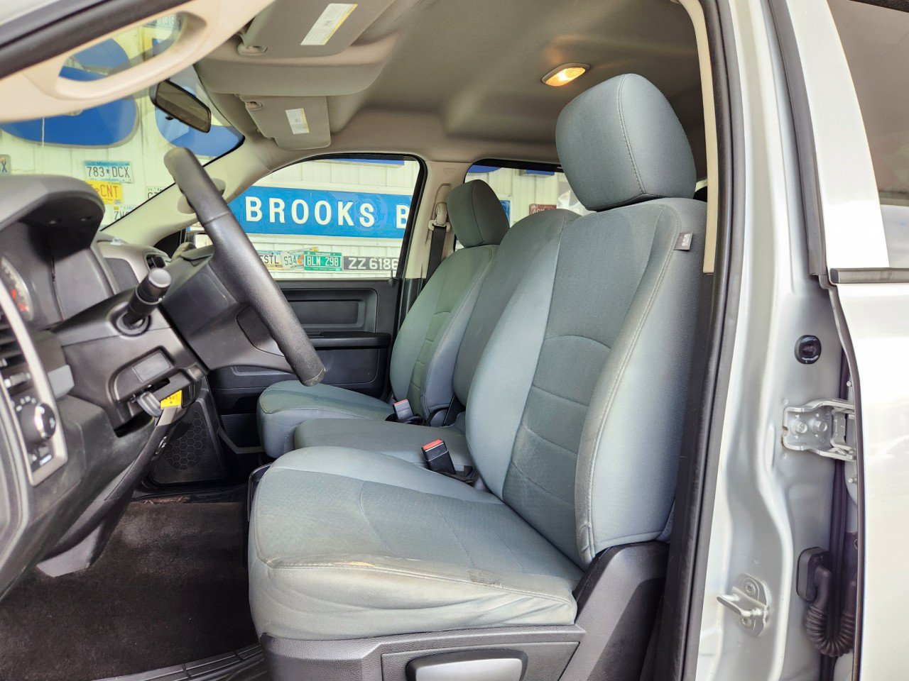 Used 2015 RAM 1500 Express AWD/4WD image 4