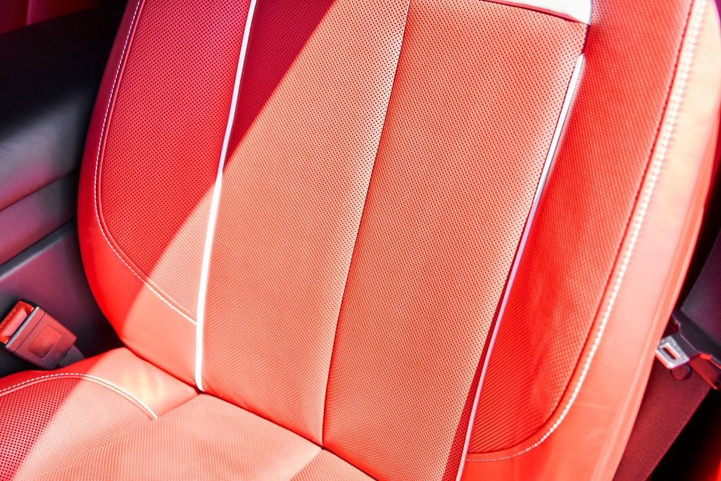 Used 2024 Rolls-Royce Cullinan Black Badge w/ Dark Exterior Package image 52