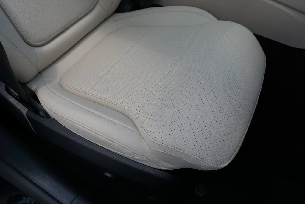 Certified 2025 Mercedes-Benz C 300 Sedan image 65