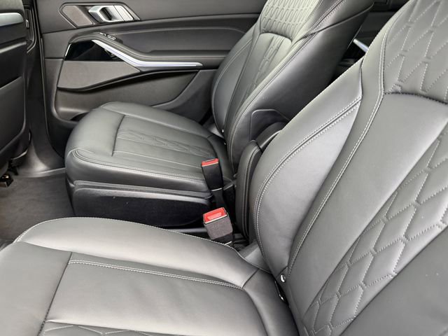 Certified 2024 BMW X7 M60i w/ Executive Package image 17