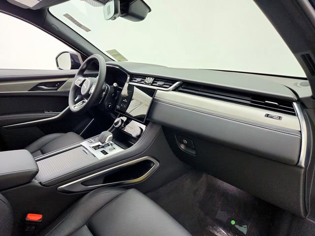 Used 2026 Jaguar F-PACE R-Dynamic S image 17