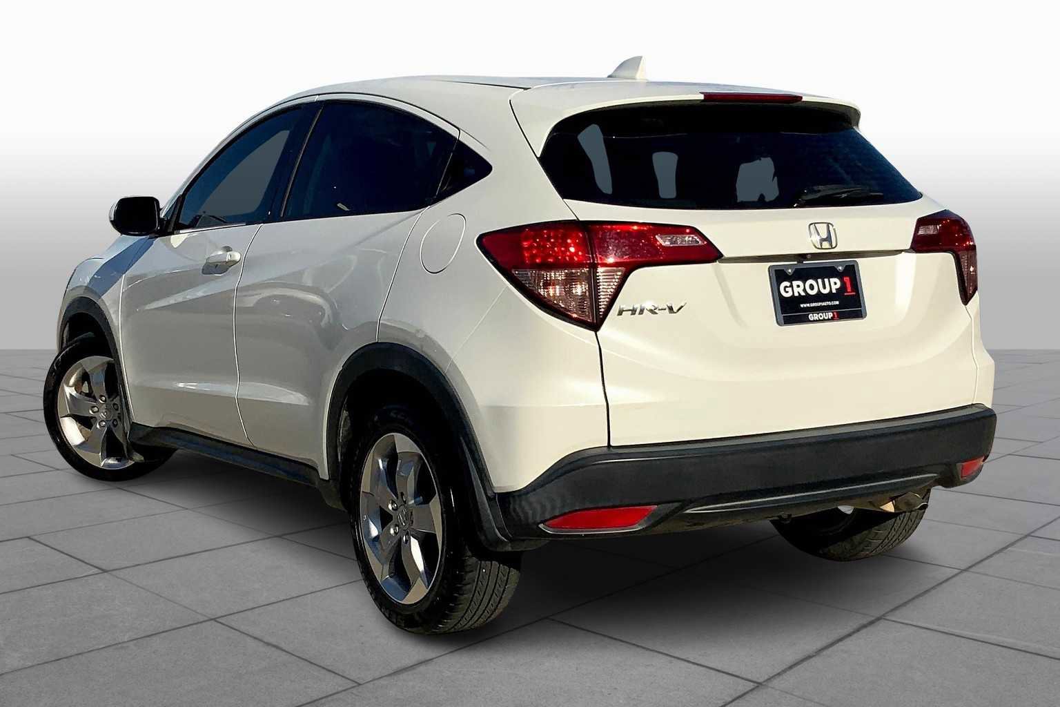 Used 2018 Honda HR-V LX image 10