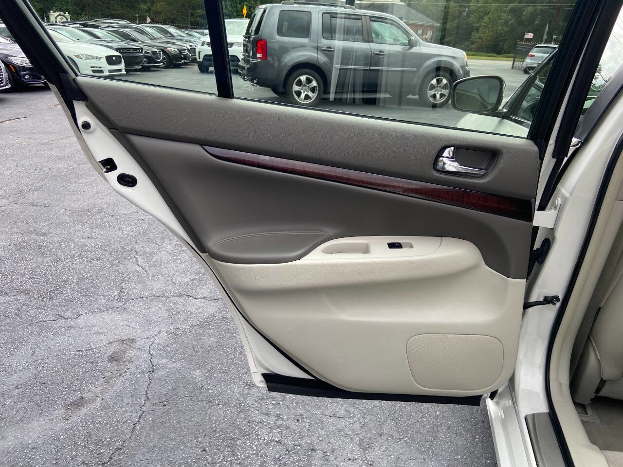 Used 2013 INFINITI G37 Journey w/ Premium Pkg image 23