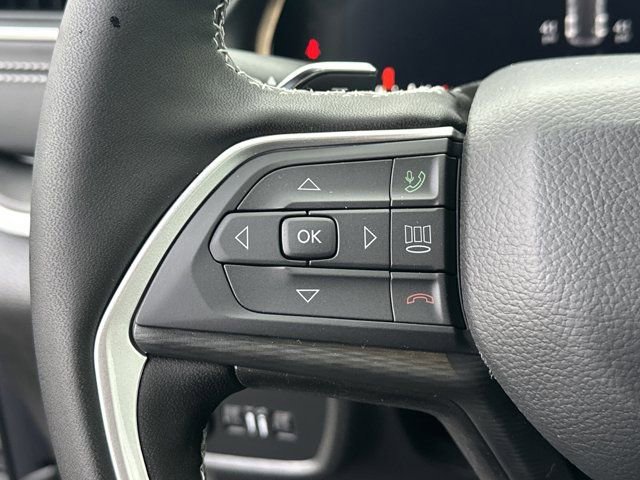 New 2025 Jeep Grand Cherokee Altitude image 28