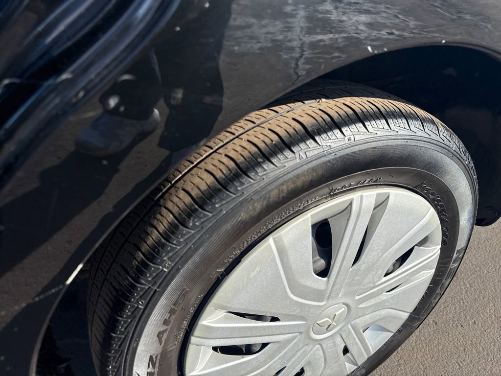 Used 2018 Mitsubishi Mirage ES image 28