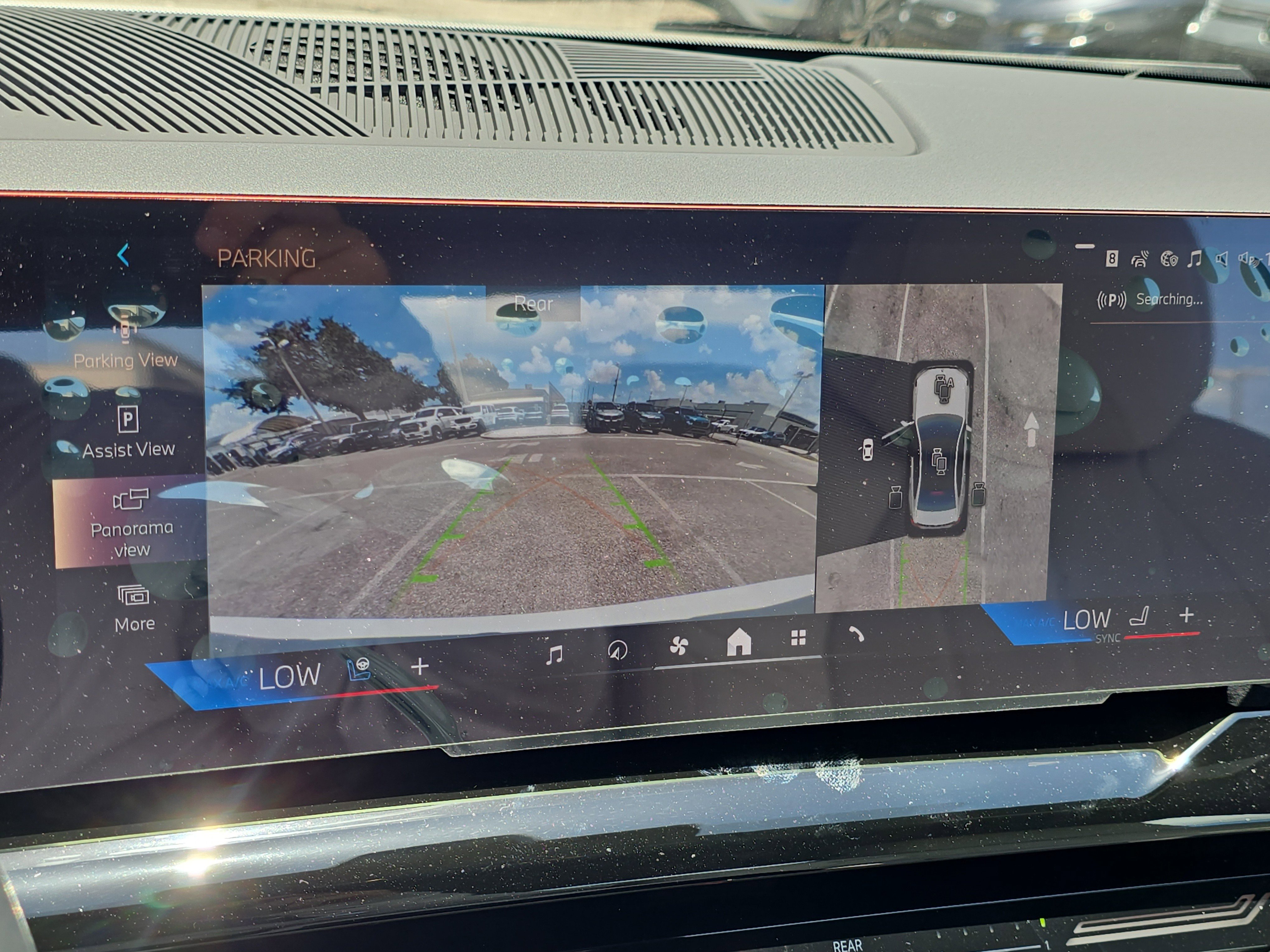 New 2026 BMW 530i xDrive w/ M Sport Package image 25