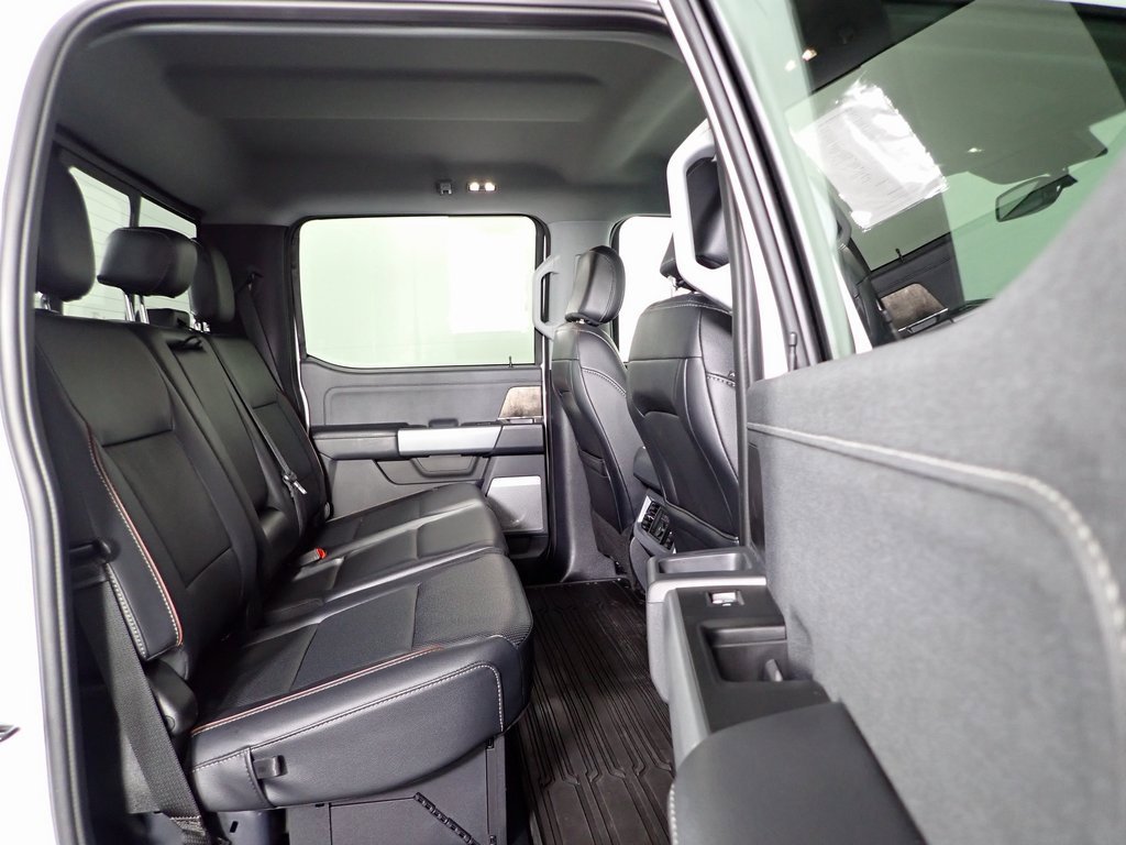 Used 2024 Ford F350 Lariat w/ FX4 Off-Road Package image 32
