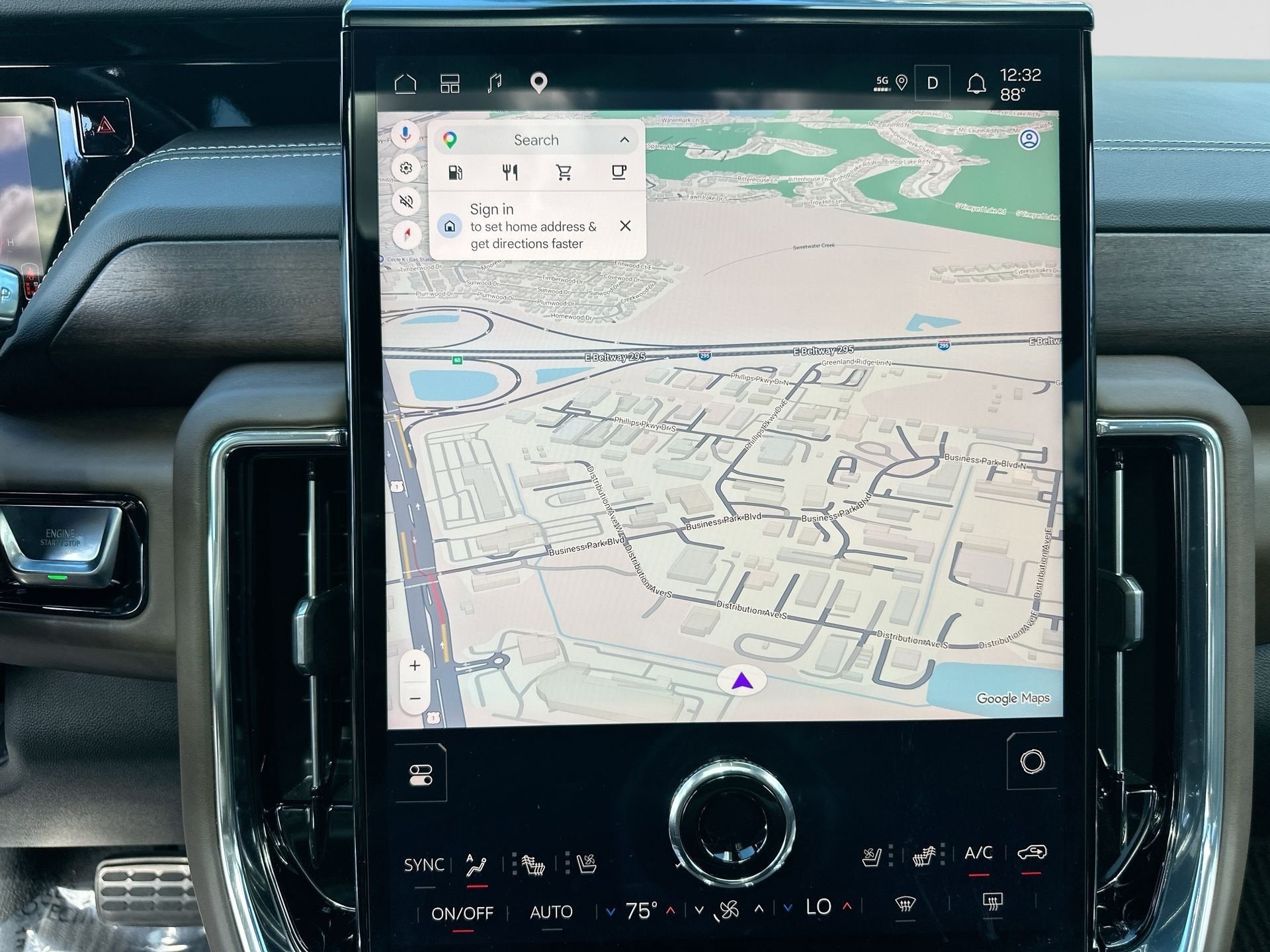 Certified 2025 GMC Yukon Denali Ultimate AWD/4WD image 14